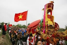 La fête de Chu Dong Tu-Tien Dung, fête des amoureux - ảnh 1